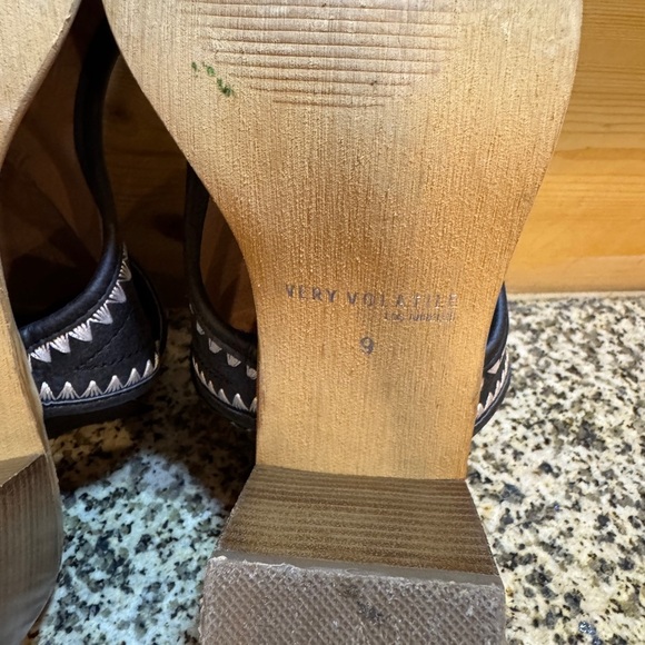 Very Volatile Black Size 9 Women's Heeled Sandals - Picture 8 of 10